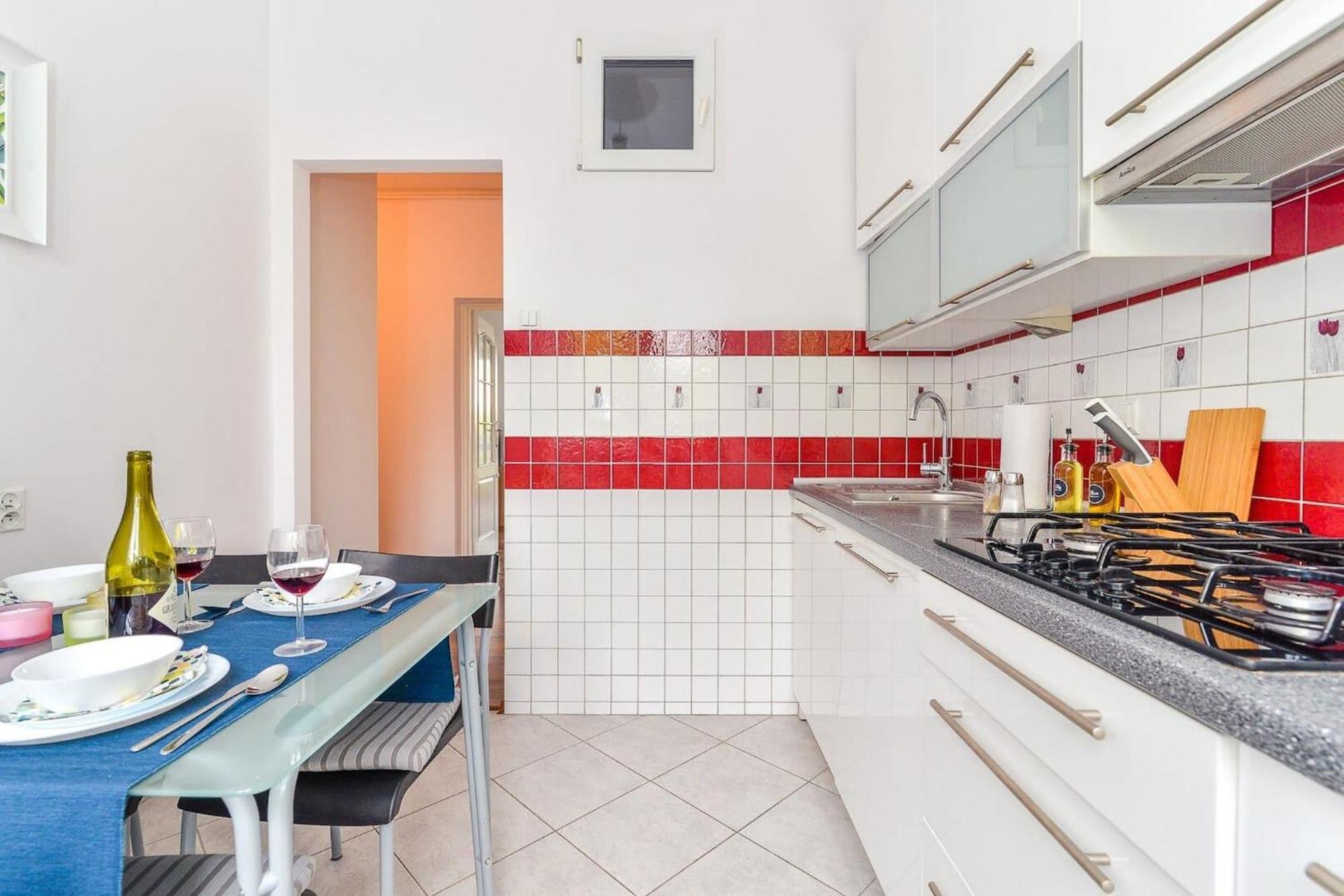 Cozy Apartment With Balcony - Palace Of Culture By Rent Like Home وارسو المظهر الخارجي الصورة